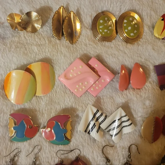 Vintage metal earrings - Picture 5 of 7